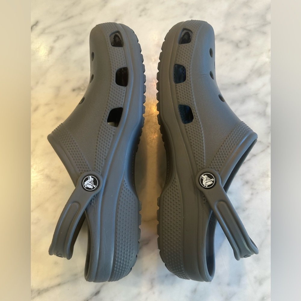 Crocs Classic Clog in Slate Grey - Size Men’s 9 / Women’s 11 - Picture 2 of 11